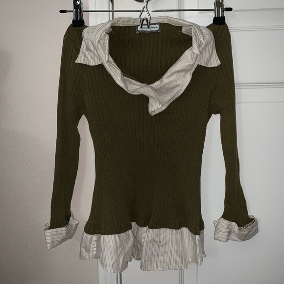 Olive green collared shirt 💚✨ - Picture 1 of 2